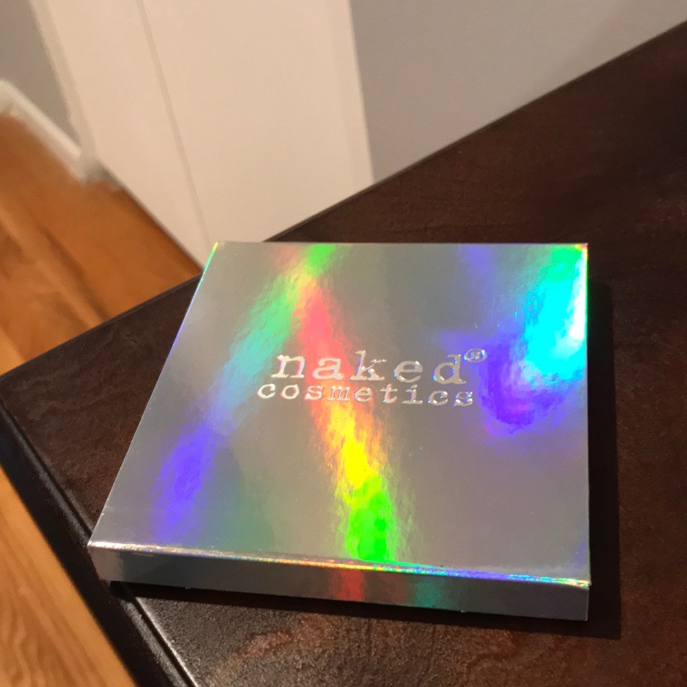 Naked cosmetics highlight palette
